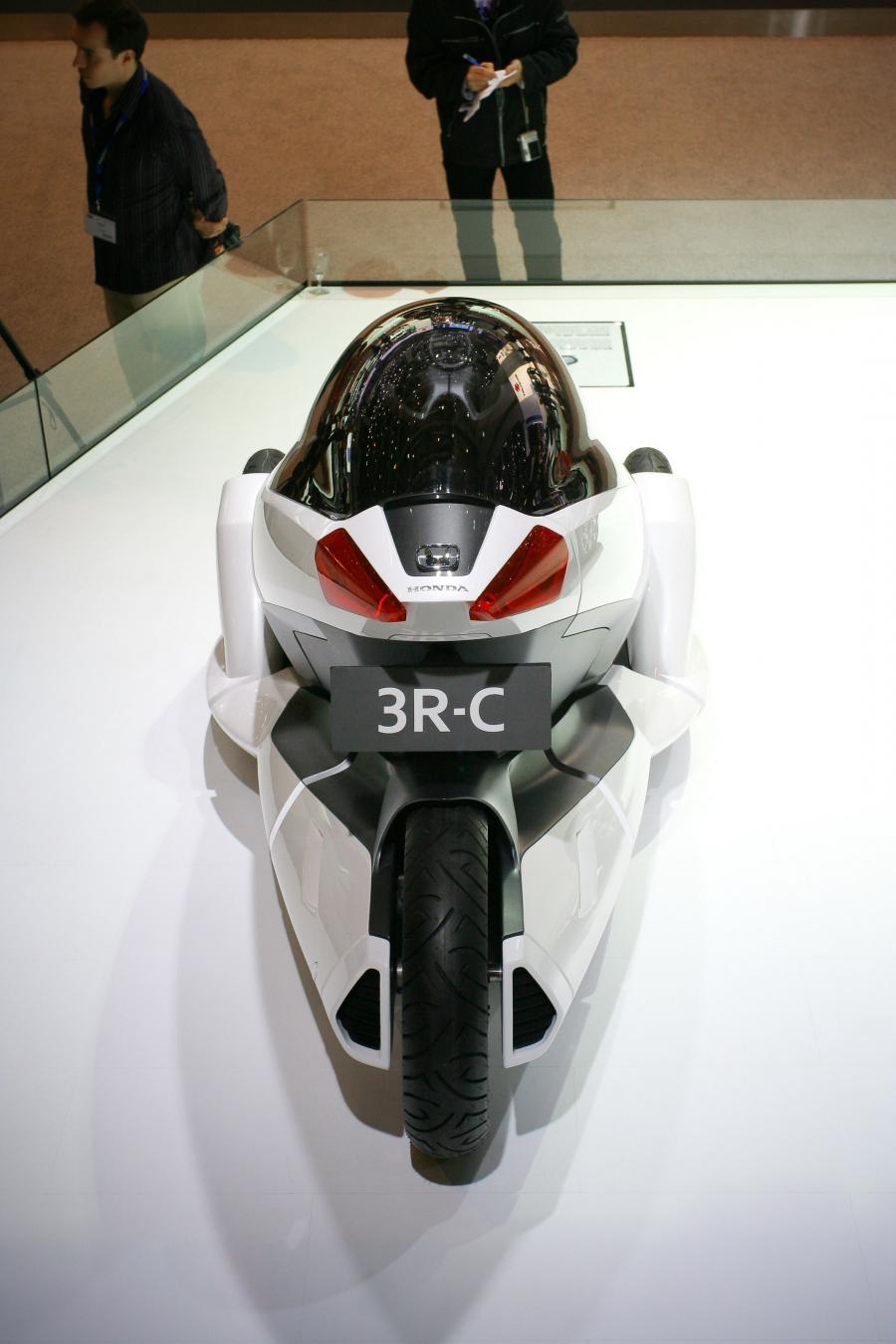  Honda 3R-C Electric Vehicle Concept 2010 года  (фото 5 из 36)